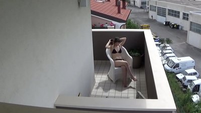 Spying trên của tôi trẻ bạn cùng phòng thủ dâm trên ban công