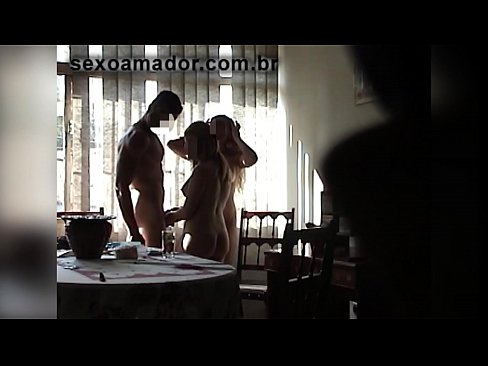 ❤️ Tình dục bạn bè mời một người đàn ông khổng lồ và một ba người với anh ta ☑ Fucking video ở% vi.desixxxtube.ru% ❌