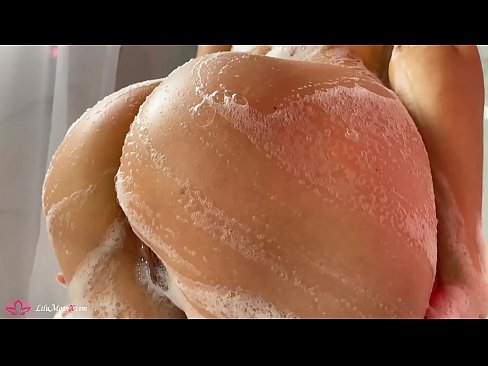 ❤️ Bà thủ dâm âm hộ với máy rung đến cực khoái mãnh liệt trong vòi hoa sen ☑ Fucking video ở% vi.desixxxtube.ru% ❌